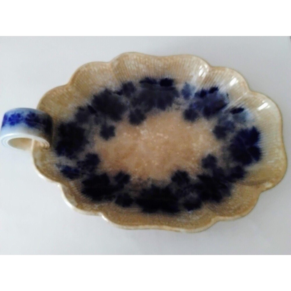 Gefle Porslinsfabrik Vinranka Grapevine loop-handled serving trinket dish